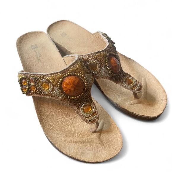 Gorgeous beaded leather wedge sandals - Picture 1 of 6